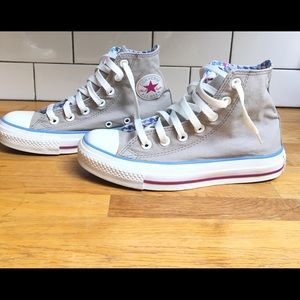 Women's Converse Chuck Taylors
